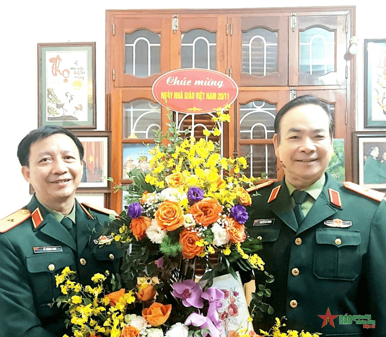 Trò vượt khó, thành công - Thầy tự hào, phấn khởi