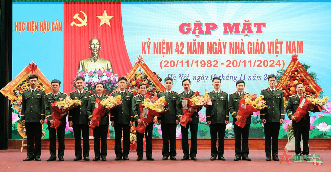 Học viện Hậu cần gặp mặt kỷ niệm Ngày Nhà giáo Việt Nam