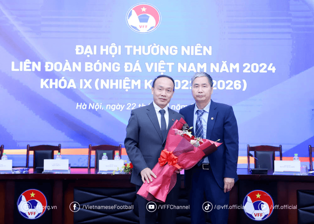 Ghế nóng: Thay ngựa giữa đường