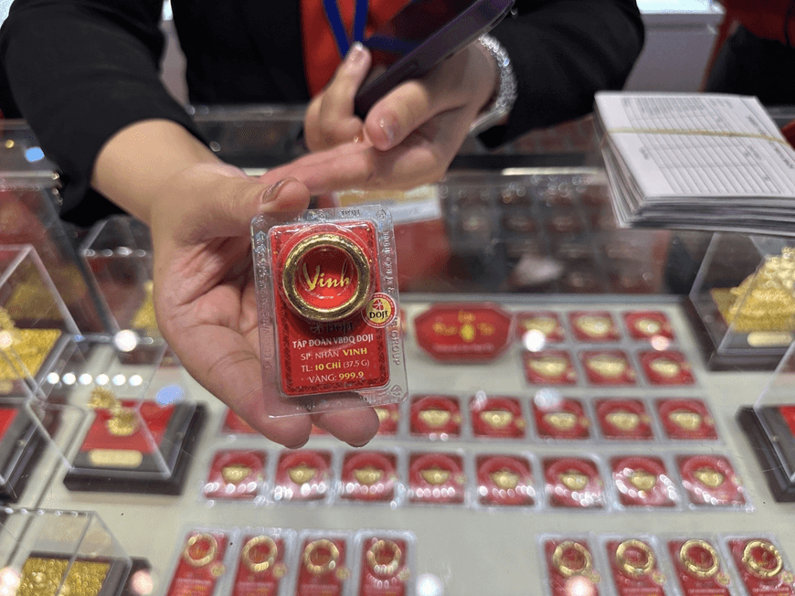 Giá vàng hôm nay (12-12): Đà tăng chưa hết