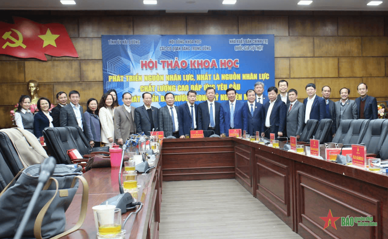 Hội thảo khoa học về phát triển nguồn nhân lực