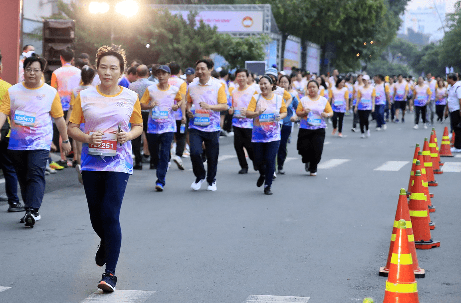 Gần 2.500 vận động viên tham gia giải chạy tạo nguồn lực chăm lo Tết năm 2025