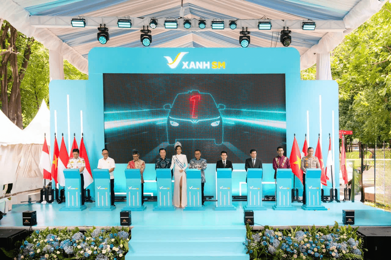 Xanh SM khai trương dịch vụ taxi tại Indonesia