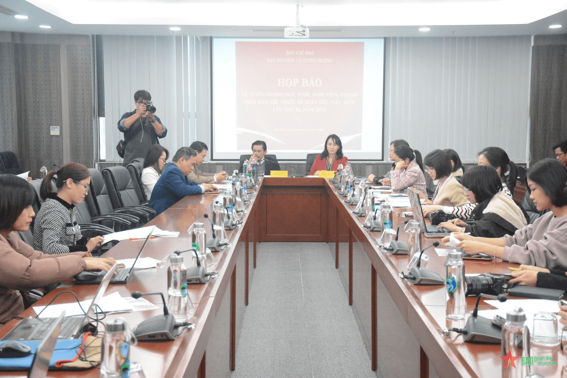 Tuyên dương 125 học sinh, sinh viên, thanh niên dân tộc thiểu số