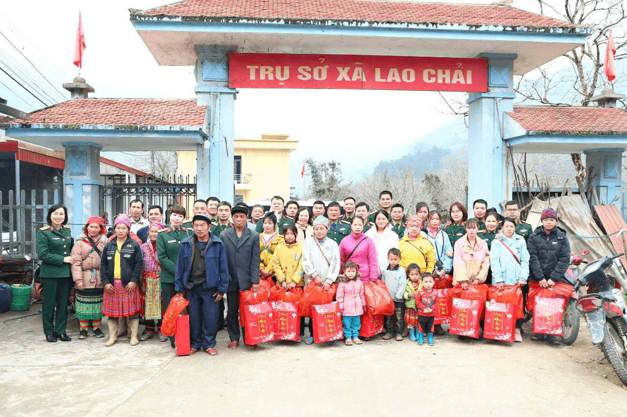 Học viện Kỹ thuật Quân sự về nguồn tri ân tại Hà Giang