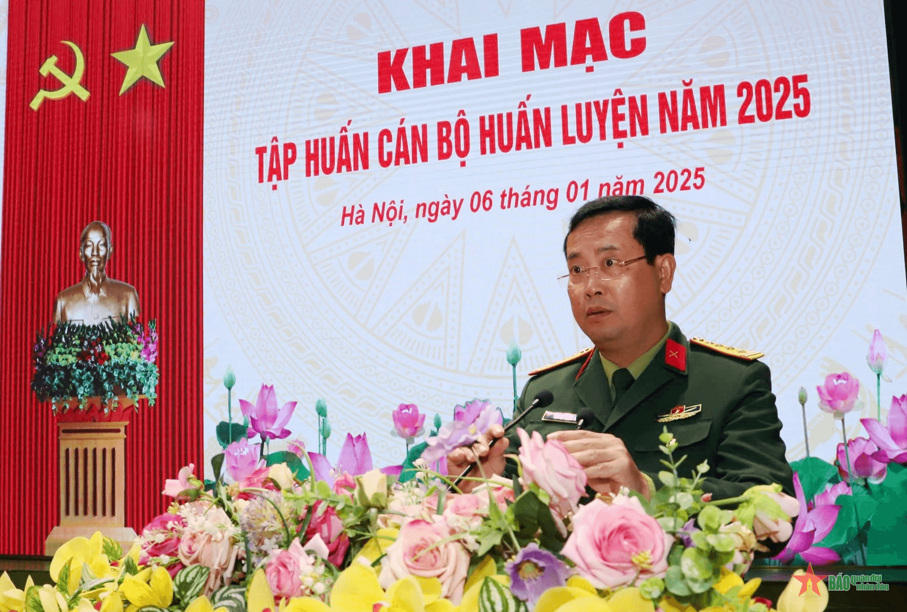 Trường Sĩ quan Lục quân 1 khai mạc tập huấn cán bộ huấn luyện năm 2025