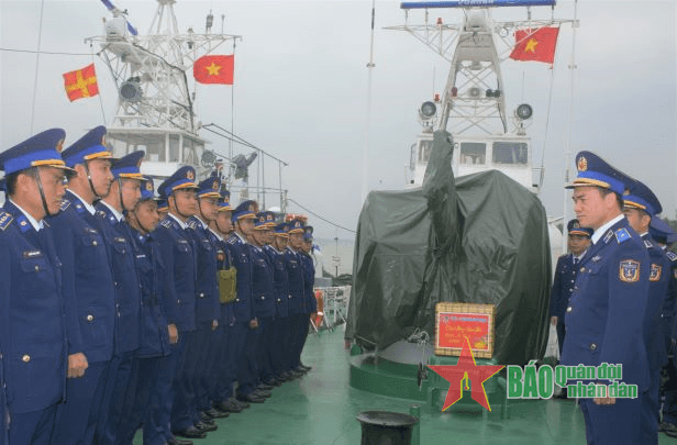 Cảnh sát biển Việt Nam kiểm tra công tác sẵn sàng chiến đấu tại Hải đội 102