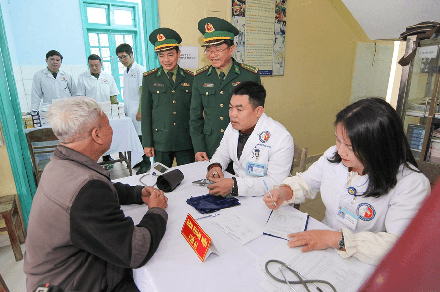 Rộn ràng “Xuân Biên phòng - Ấm lòng dân bản” tại huyện A Lưới