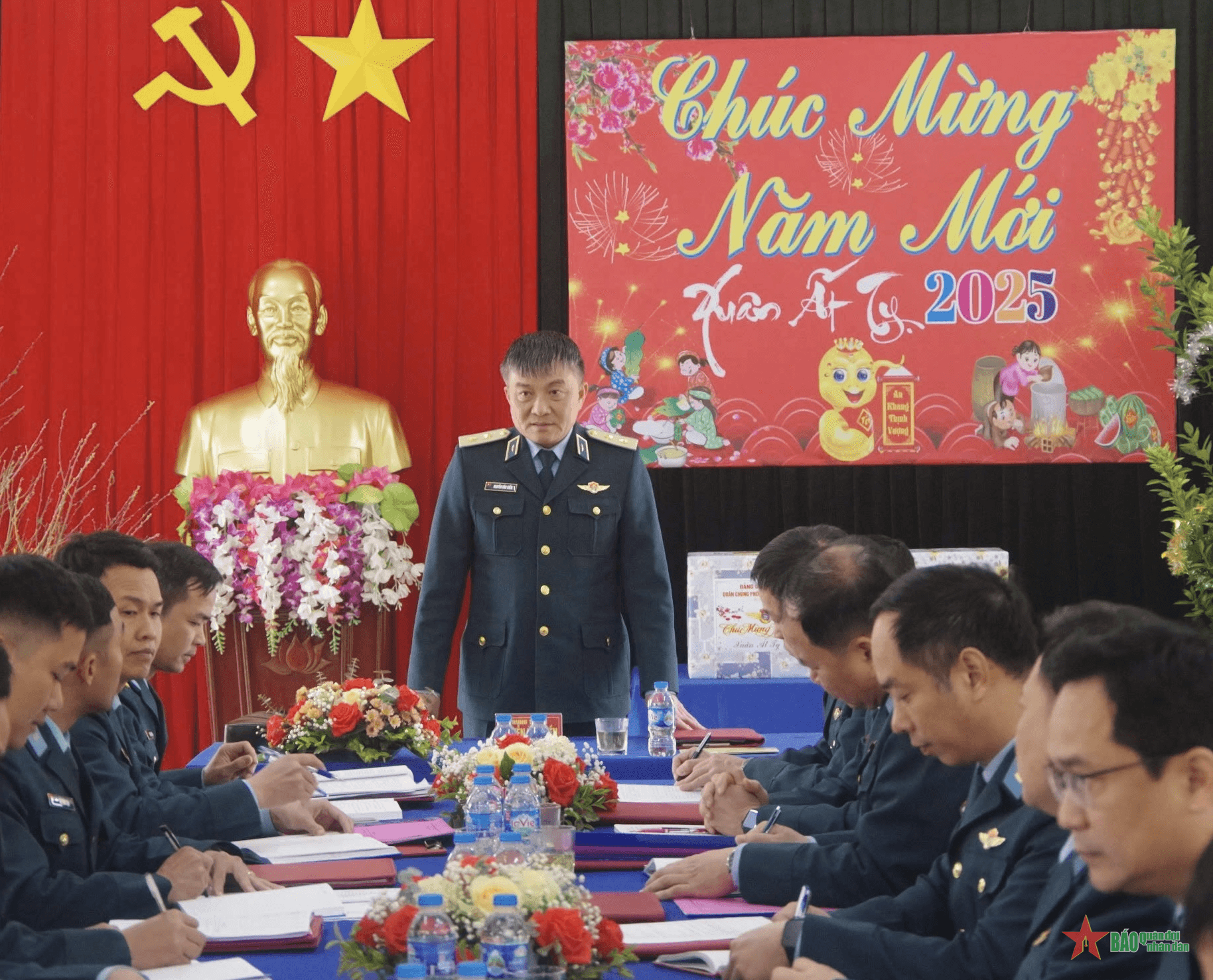 Tư lệnh Quân chủng Phòng không-Không quân kiểm tra, chúc Tết tại Sư đoàn 365