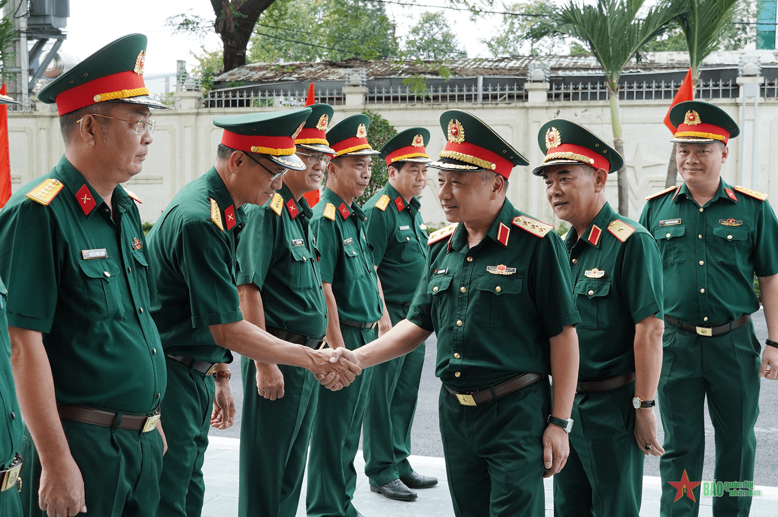 Thượng tướng Lê Quang Minh thăm, kiểm tra, chúc Tết tại Cục 12, Tổng cục II