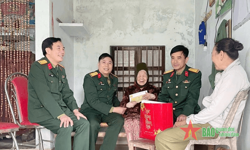 Binh chủng Tăng thiết giáp tổ chức nhiều hoạt động thiết thực nhân dịp Tết Nguyên đán Ất Tỵ năm 2025