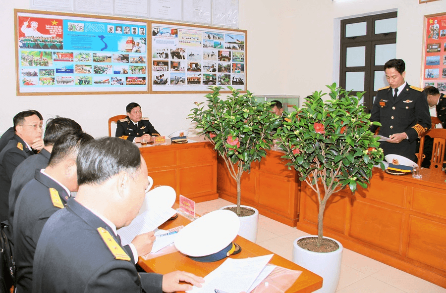 Tư lệnh Vùng 1 Hải quân kiểm tra, chúc Tết các trạm ra-đa