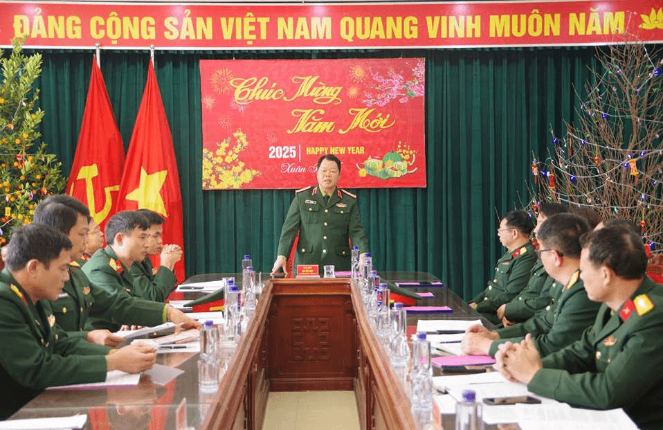 Quân khu 3 kiểm tra công tác sẵn sàng chiến đấu và chúc Tết tại tỉnh Quảng Ninh