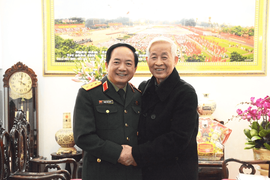 Thượng tướng Trịnh Văn Quyết thăm, chúc Tết các đồng chí nguyên lãnh đạo Quân đội