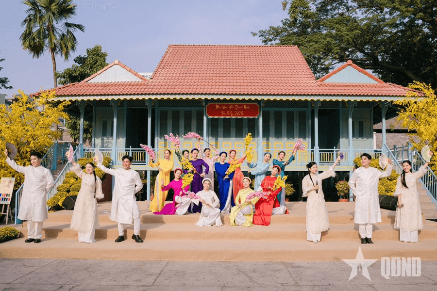 Rộn ràng Lễ hội Tết Việt