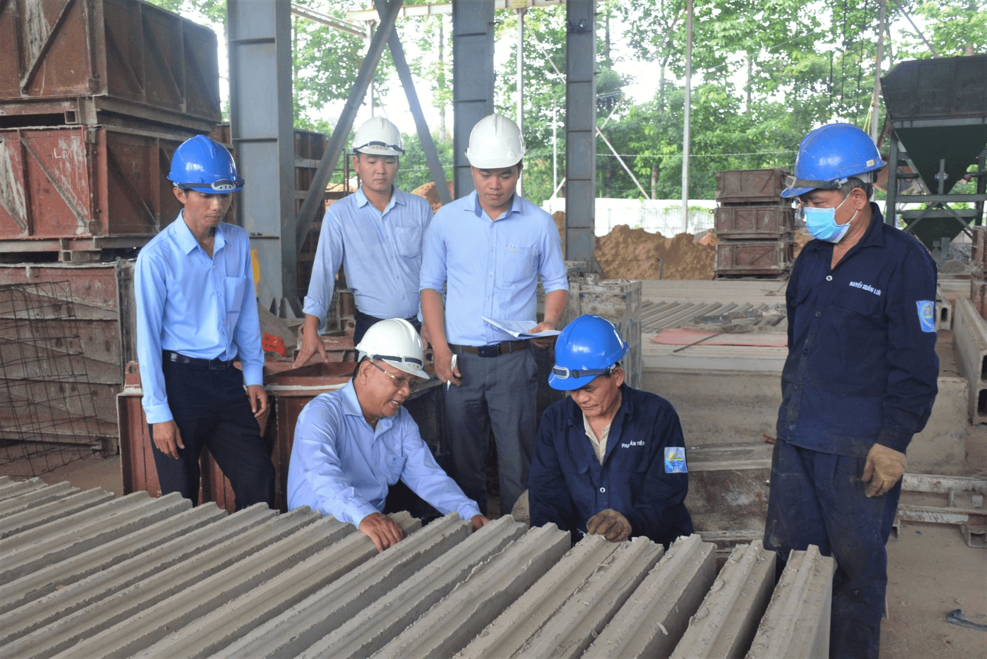 Phát triển quốc gia dựa trên nền tảng công nghệ cao: Tự chủ công nghệ - từ chính sách quốc gia đến nhận thức của doanh nghiệp