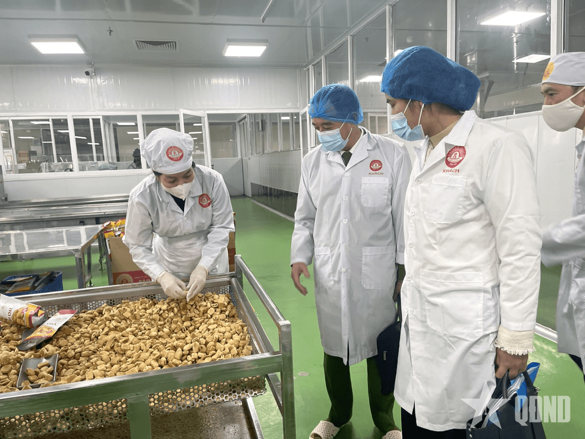 Siết chặt quản lý để bảo đảm an toàn thực phẩm