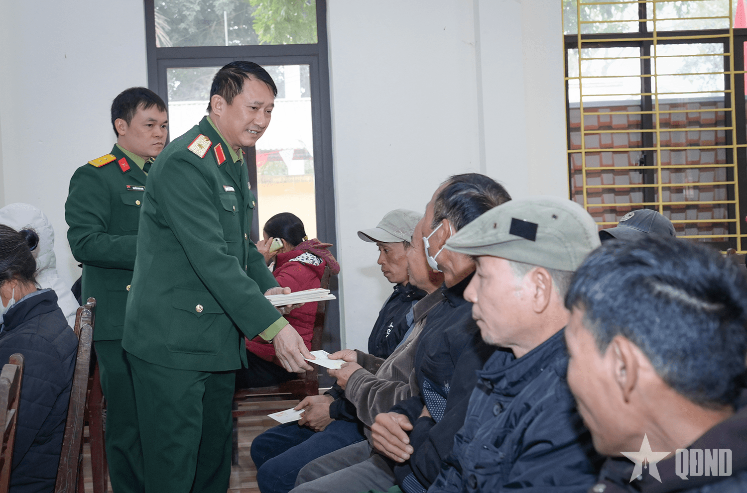 Đoàn công tác Bộ tư lệnh Quân khu 1 thăm, chúc tết huyện Định Hóa