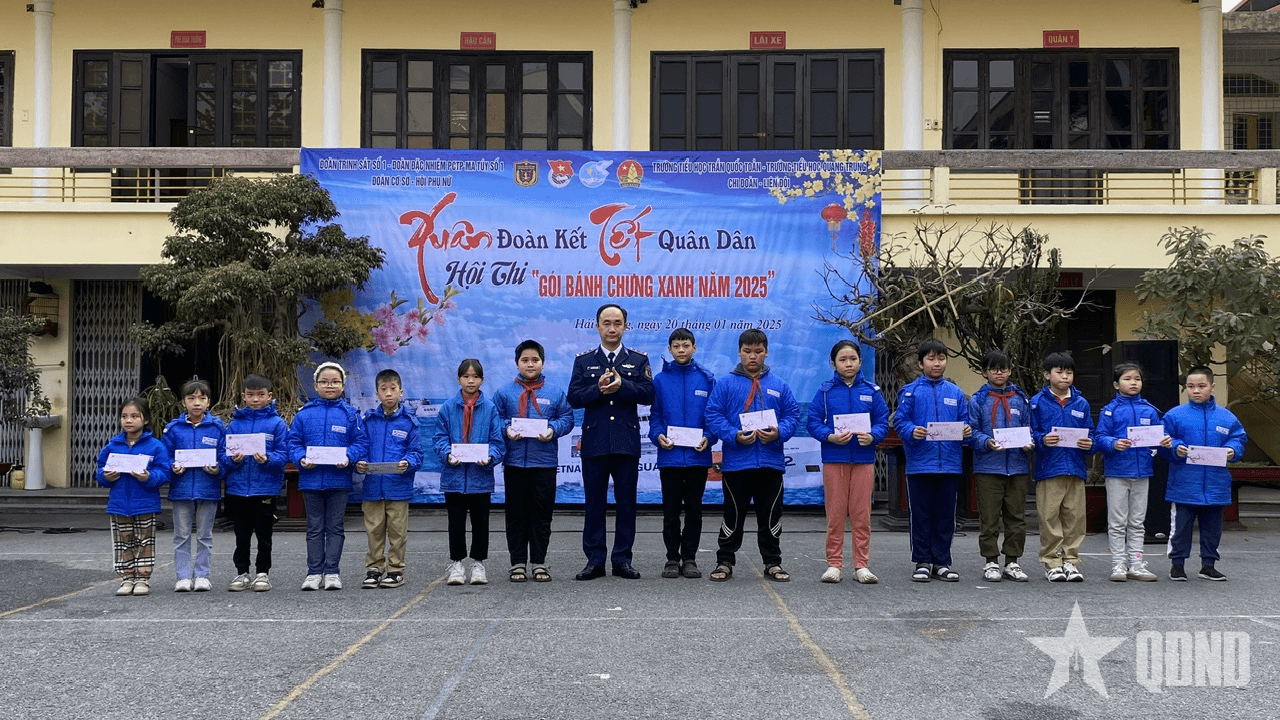 Đoàn Trinh sát số 1 tổ chức “Xuân đoàn kết - Tết quân dân” tại TP Hải Phòng
