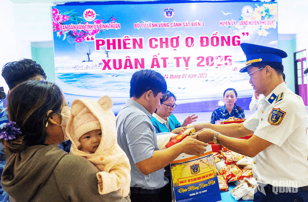 Xuân an vui, thắm tình quân dân