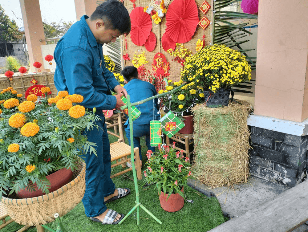 Long An: Tết cận kề, chốt dân quân biên giới trang hoàng thay "áo mới"
