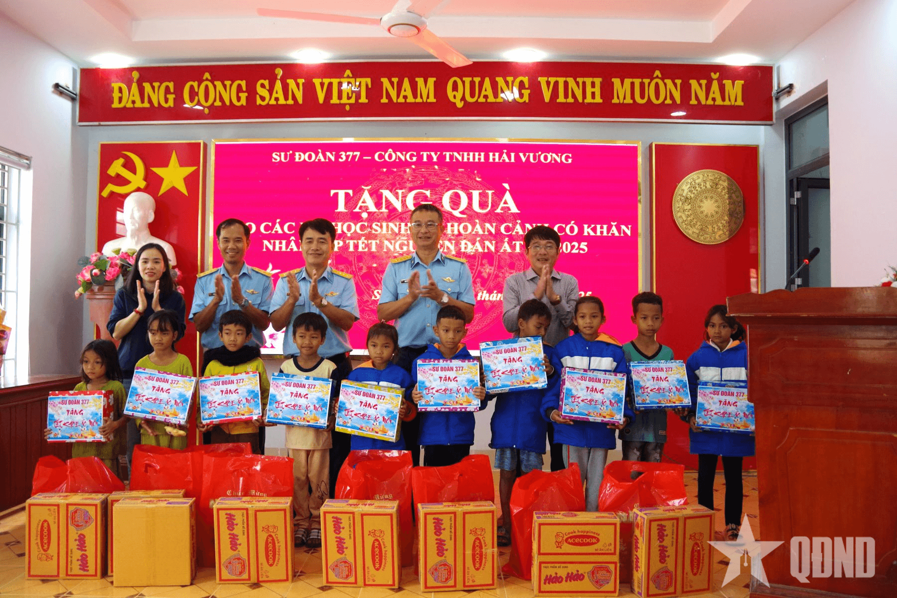 Sư đoàn 377 chung tay hỗ trợ đồng bào đón Tết