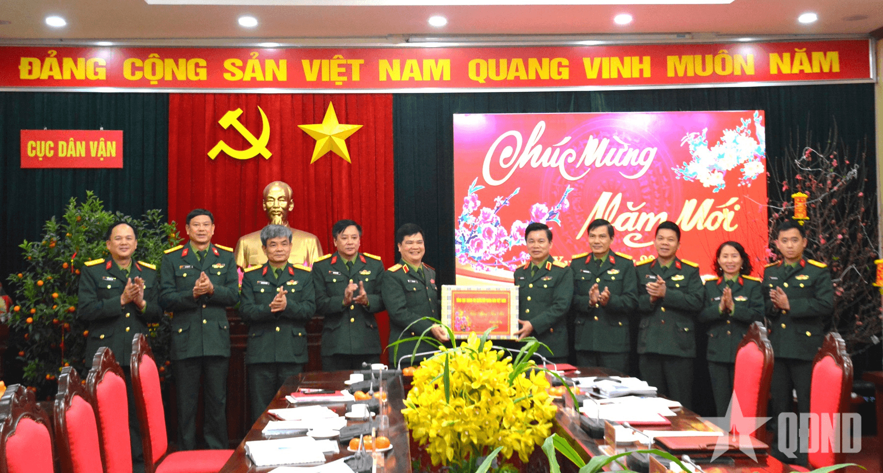 Trung tướng Đỗ Xuân Tụng thăm, chúc Tết Cục Dân vận, Cục Tổ chức