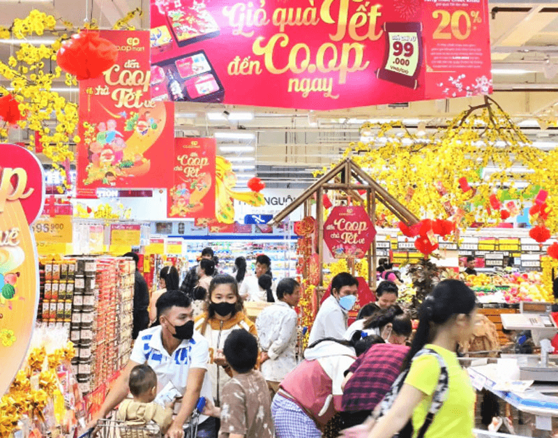 Rộn ràng mua sắm Tết