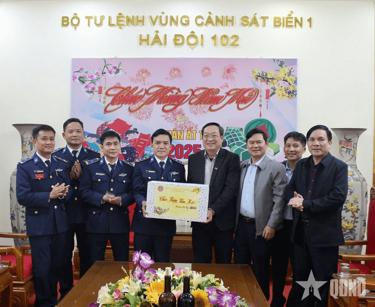 Hải đội 102 đồng hành cùng sự phát triển địa phương