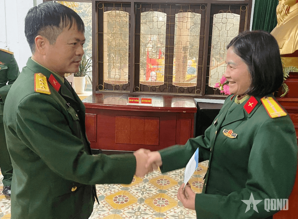 Xuân ấm tình đồng đội