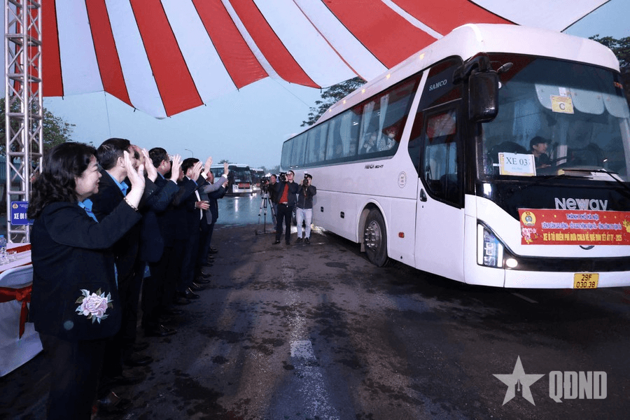 Hà Nội: Vận chuyển miễn phí đưa 1.200 công nhân về quê đón Tết
