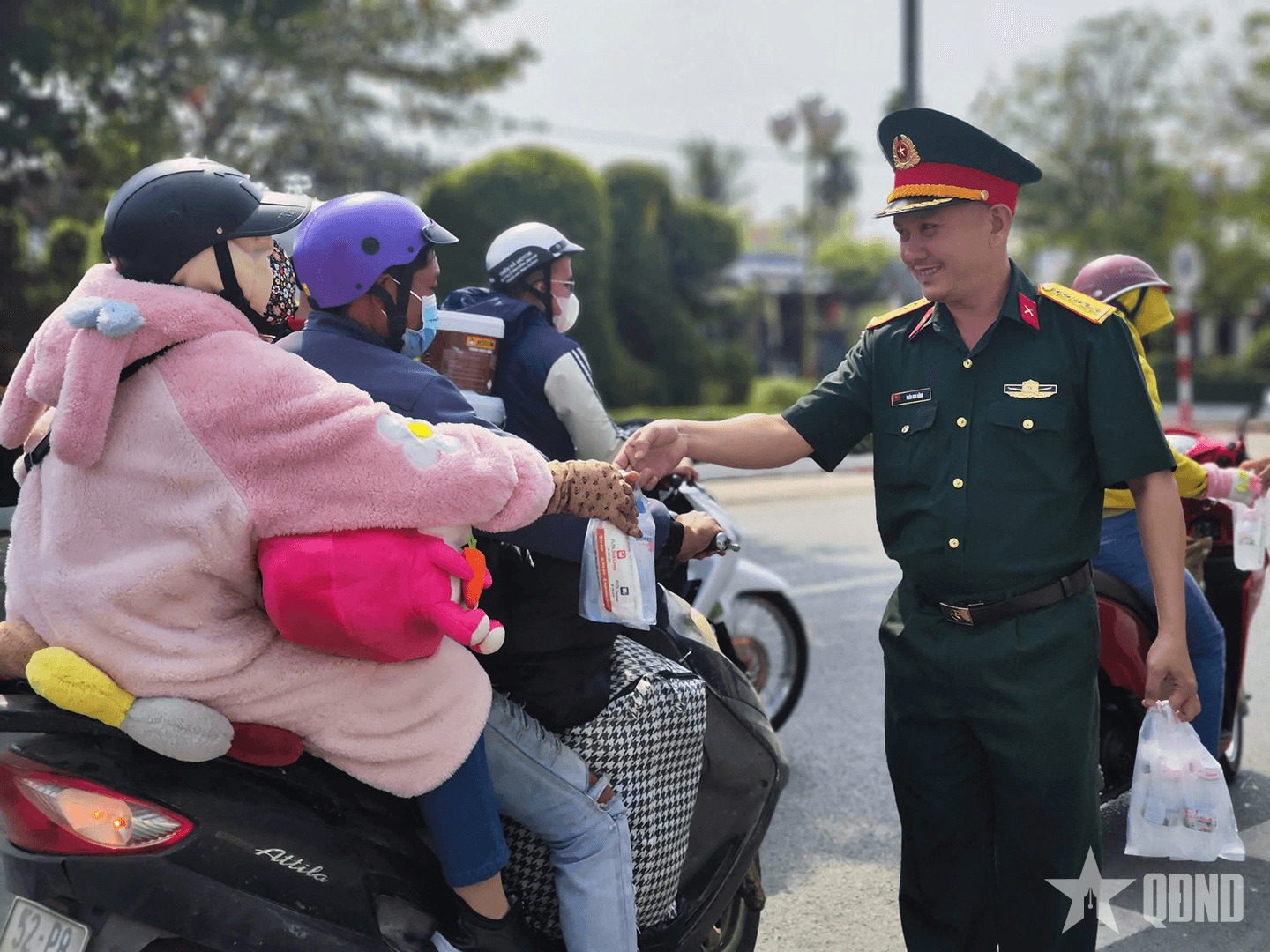 Đồng Tháp thực hiện mô hình "Trạm dừng chân nghĩa tình"