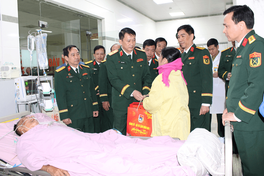 Tết nhân ái gắn kết yêu thương