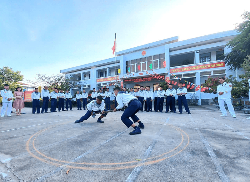 Lữ đoàn 101, Vùng 4 Hải quân tổ chức các hoạt động Tết Nguyên đán Ất Tỵ 2025