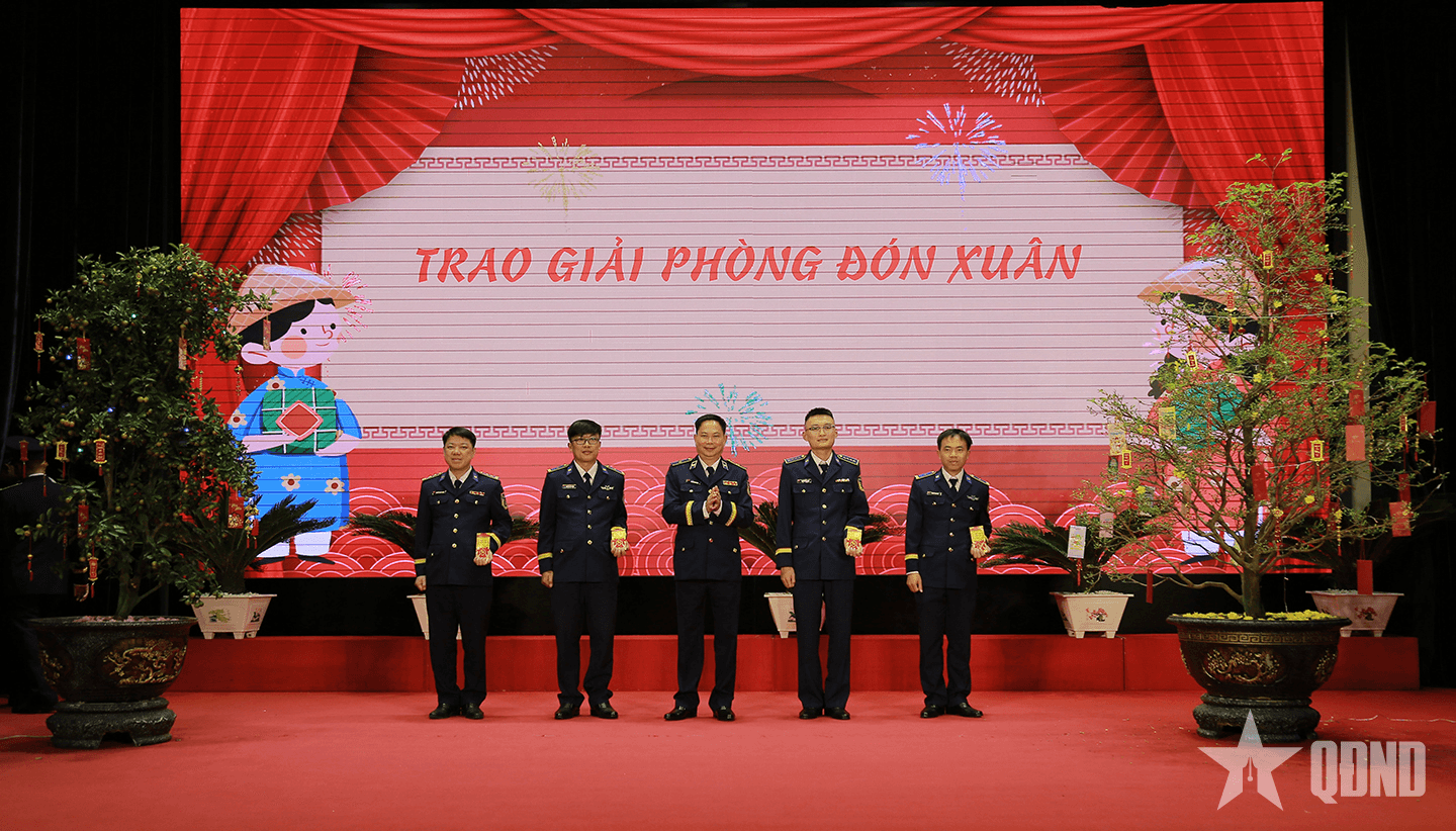 Bộ tư lệnh Vùng Cảnh sát biển 4 tổ chức đón Giao thừa Tết Nguyên đán Ất Tỵ 2025