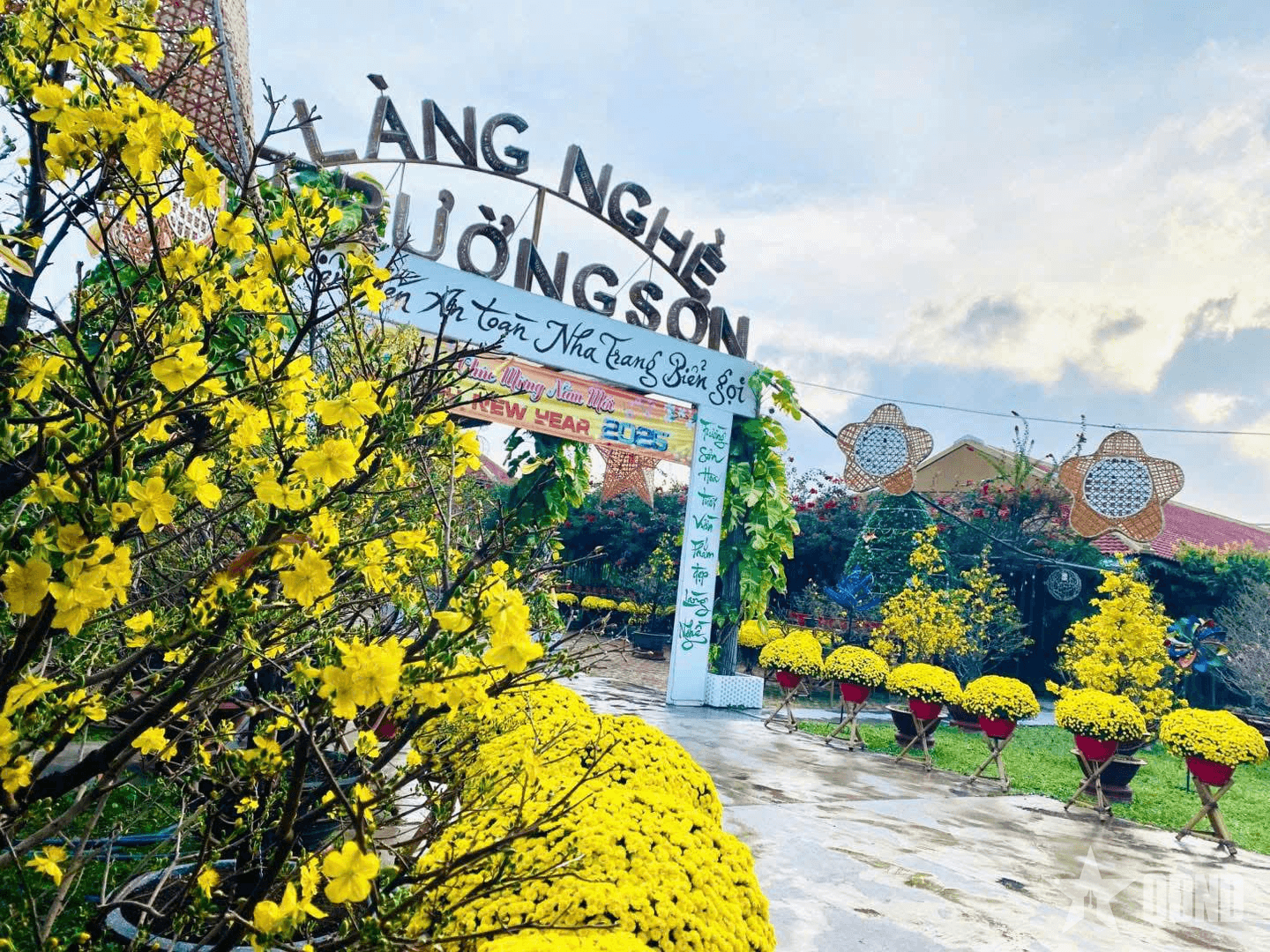 Du xuân ở Làng nghề Trường Sơn (Nha Trang)