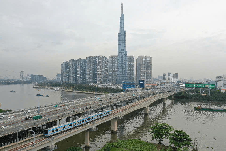 Sức vươn vị thế đầu tàu kinh tế TP Hồ Chí Minh
