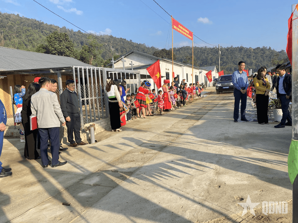 Điện Biên: Hân hoan đón xuân trong những ngôi nhà mới