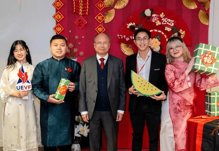 Xuân Ất Tỵ 2025: Cộng đồng người Việt tại Pháp vui đón Tết