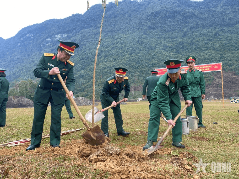 Bộ CHQS tỉnh Hà Giang phát động Tết trồng cây Xuân Ất Tỵ 2025