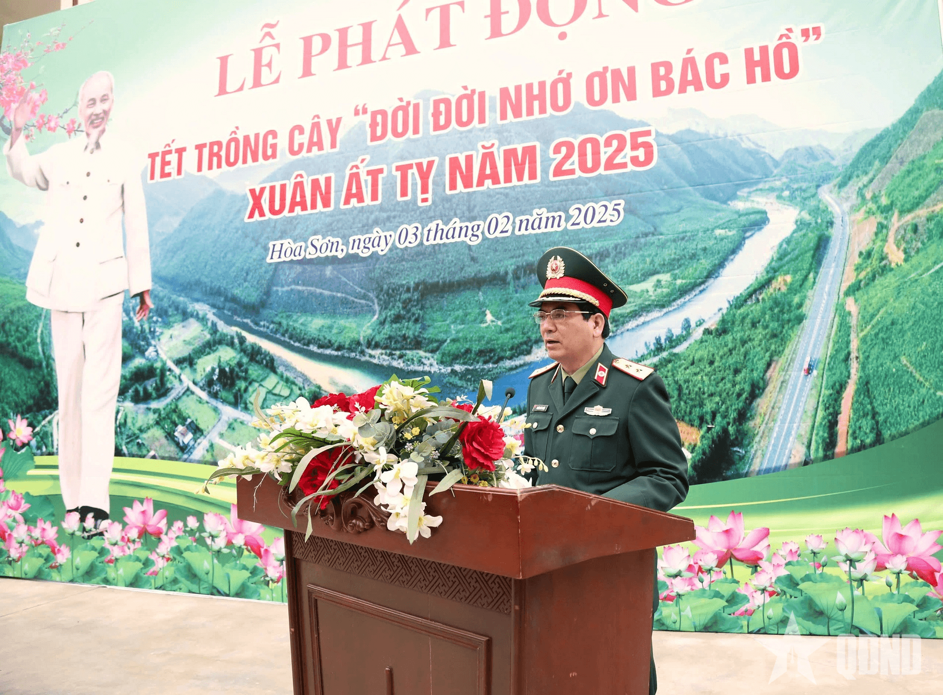 Học viện Quân y phát động Tết trồng cây "vì một thế giới xanh"