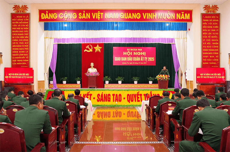 Sư đoàn 968 (Quân khu 4) giao ban đầu Xuân