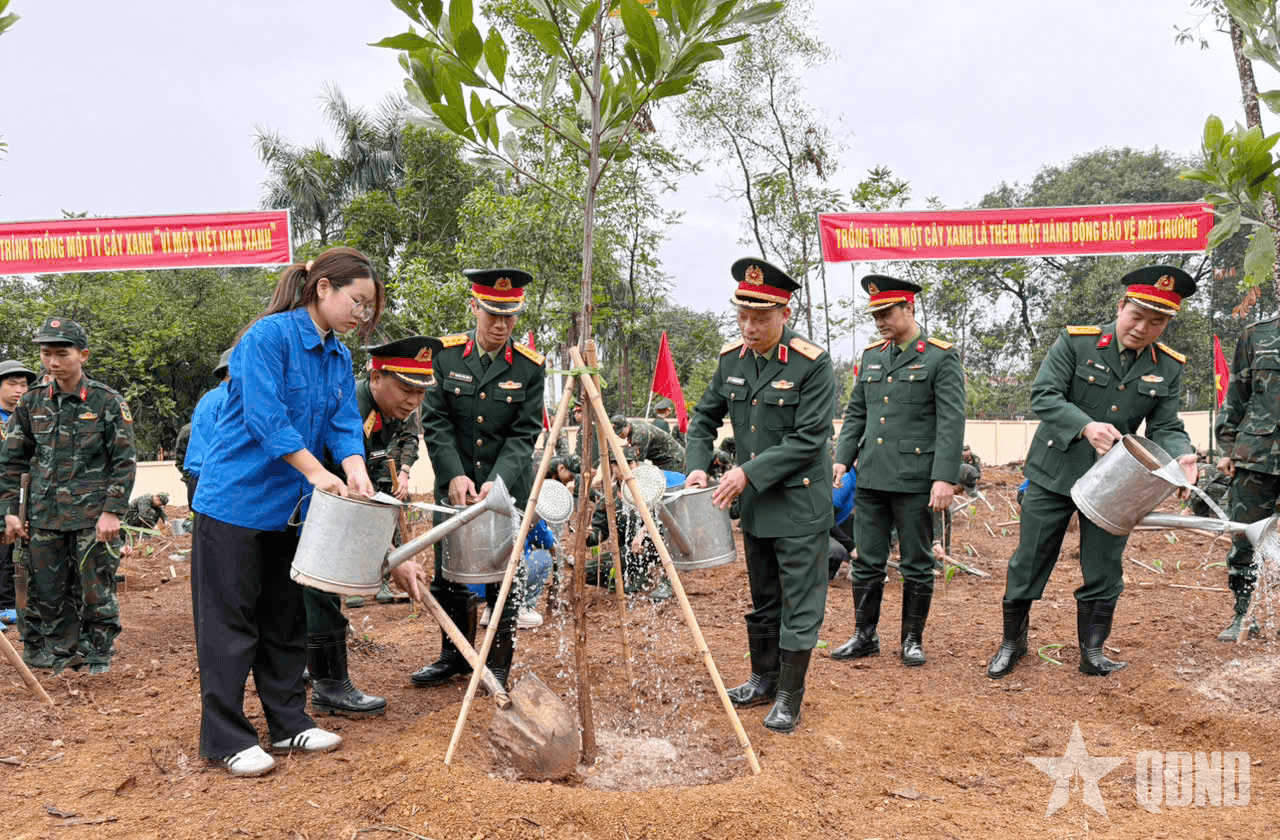 Học viện Hậu cần phát động trồng hơn 10.500 cây xanh