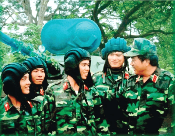 Trung tướng Đoàn Sinh Hưởng: Từ người anh hùng tuổi đôi mươi đến vị tướng Tư lệnh Binh chủng, Quân khu - Bài 1: Người anh hùng tuổi đôi mươi