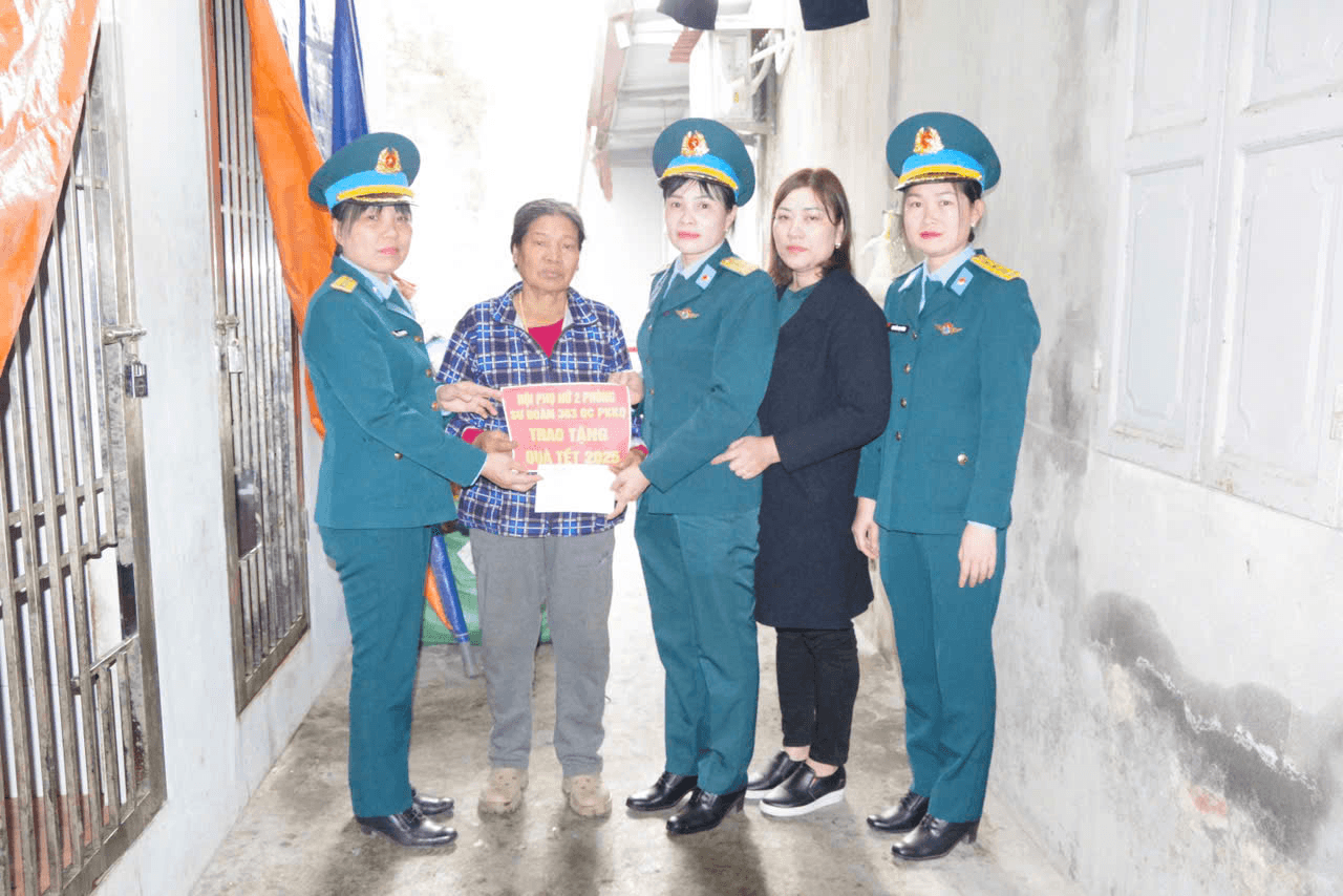 Ấm tình hội viên