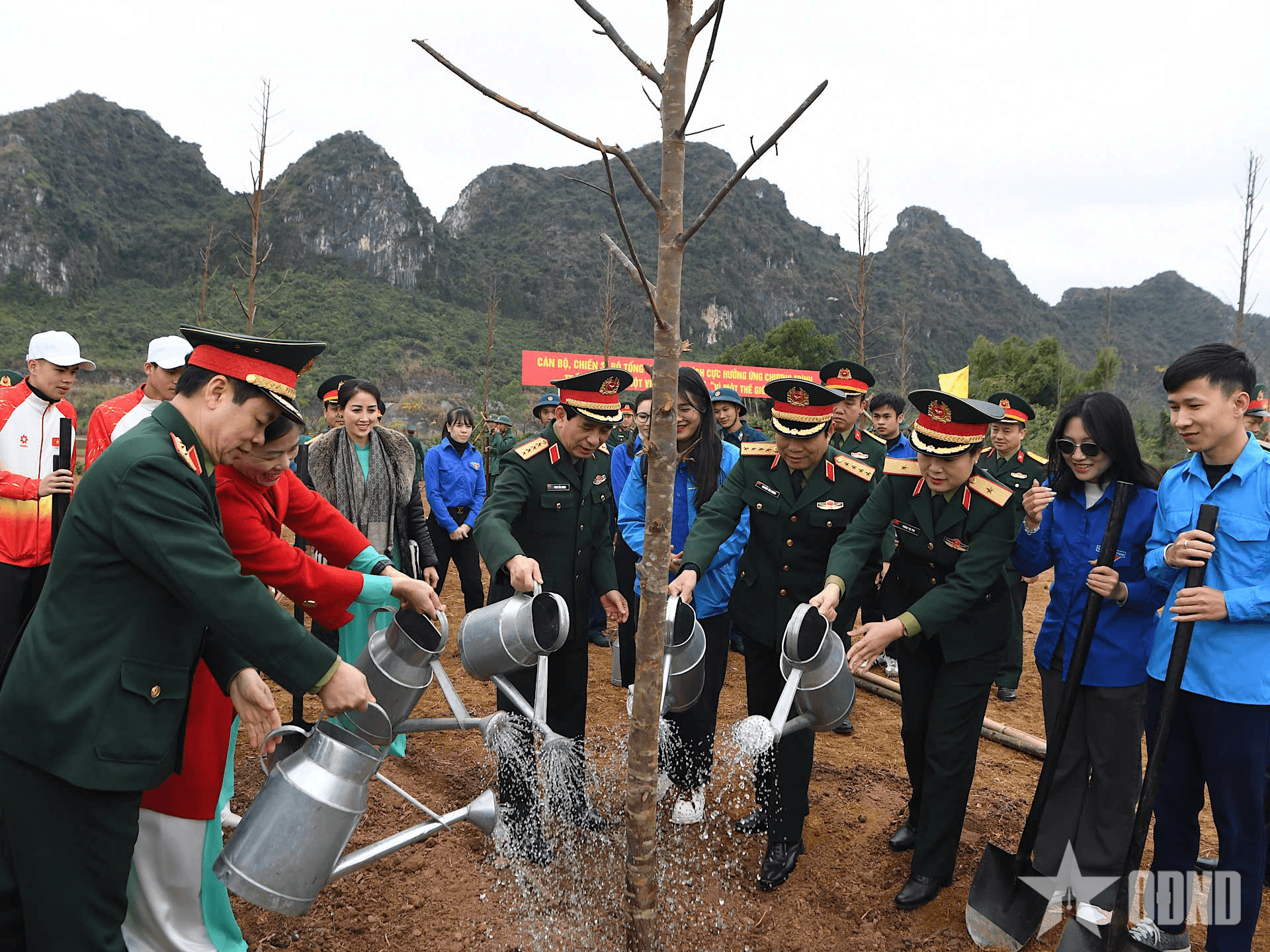 Đại tướng Phan Văn Giang dự Lễ phát động Tết trồng cây của Bộ Tổng Tham mưu