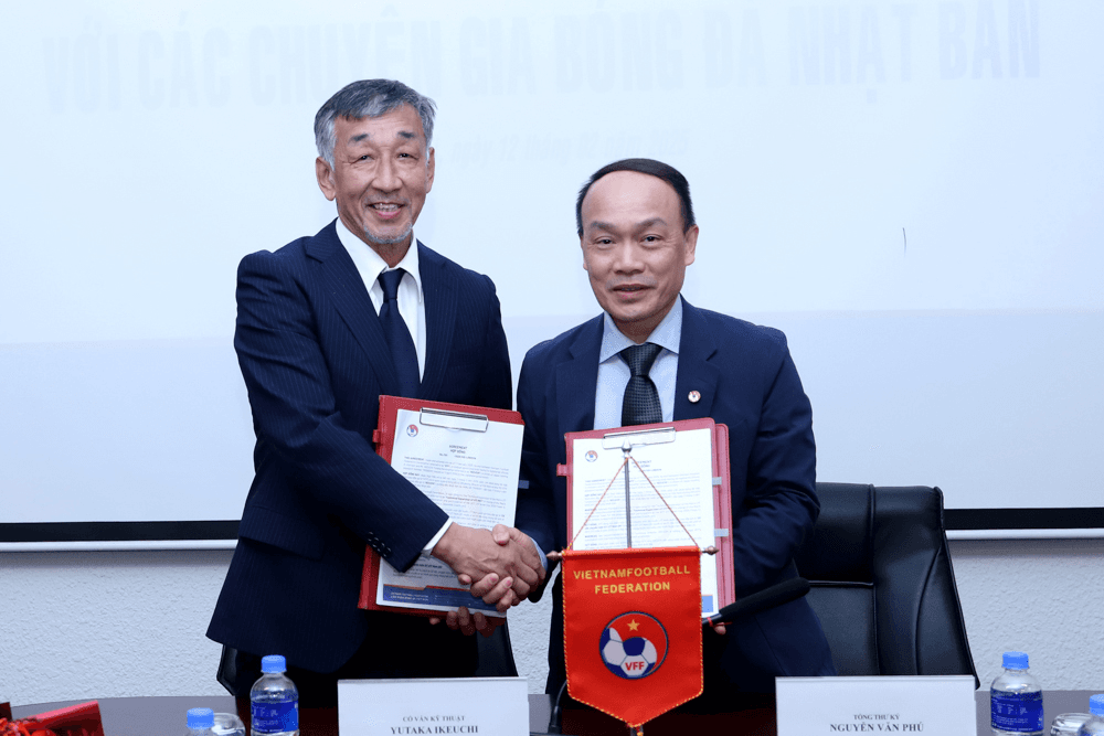 Hai chuyên gia Nhật Bản đồng hành với bóng đá Việt Nam