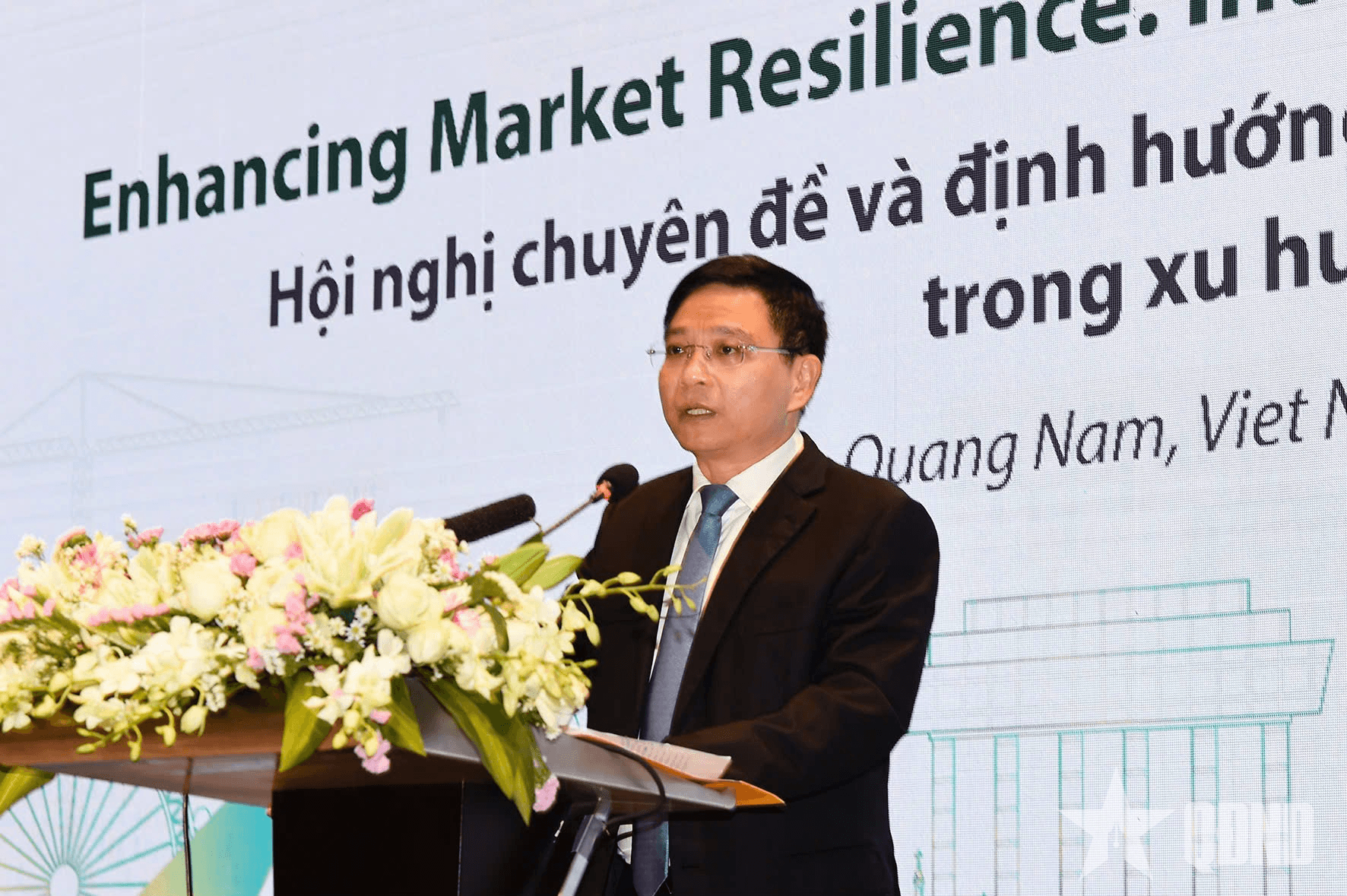 Phát triển thị trường chứng khoán ổn định, bền vững, hội nhập
