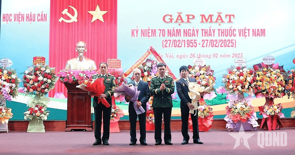 Học viện Hậu cần gặp mặt kỷ niệm 70 năm Ngày Thầy thuốc Việt Nam