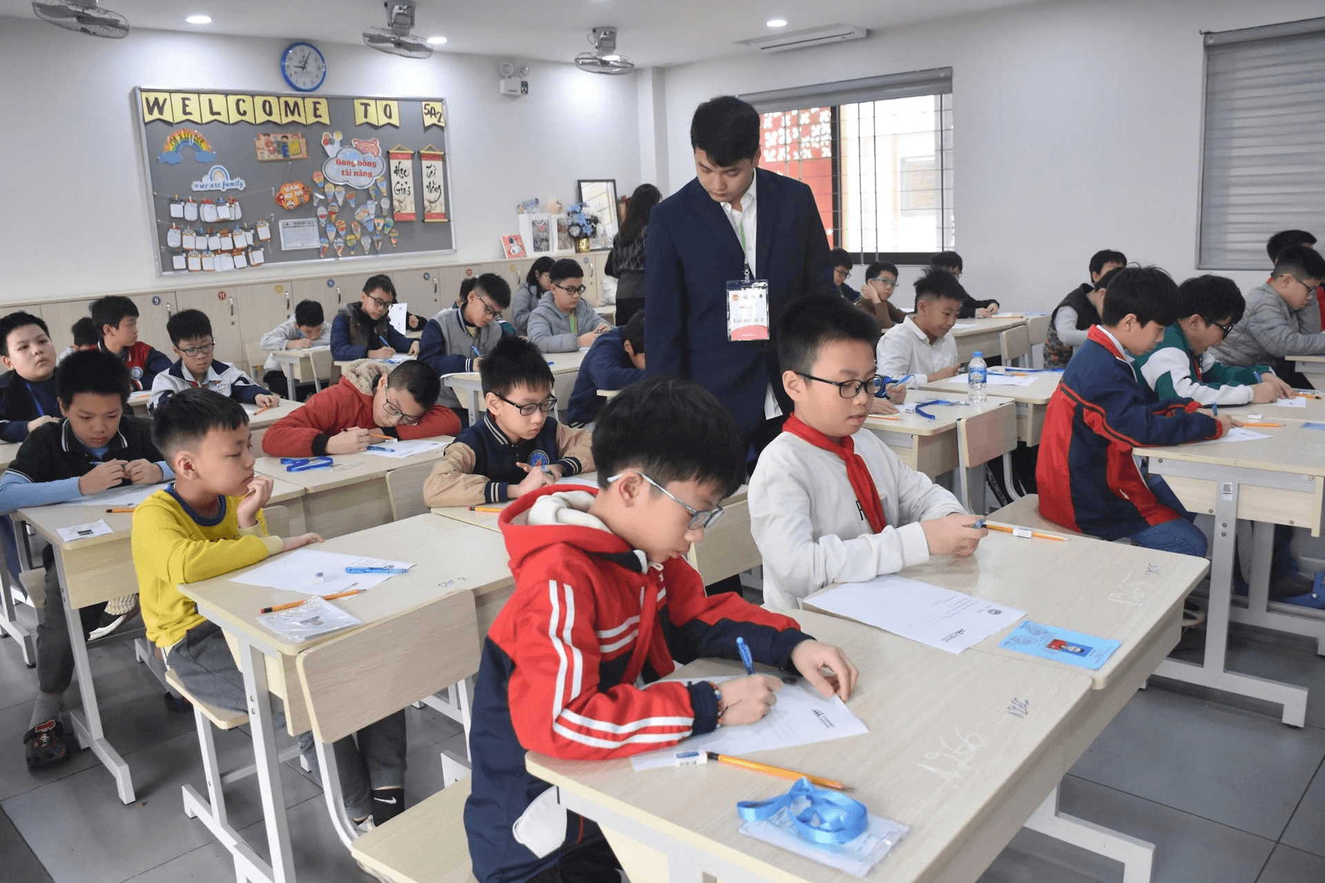 Hơn 1.300 học sinh tiểu học Hà Nội thi Olympic tiếng Anh